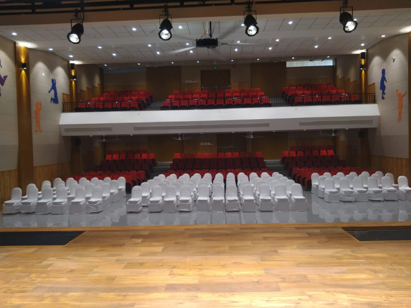 The Gera School | auditorium